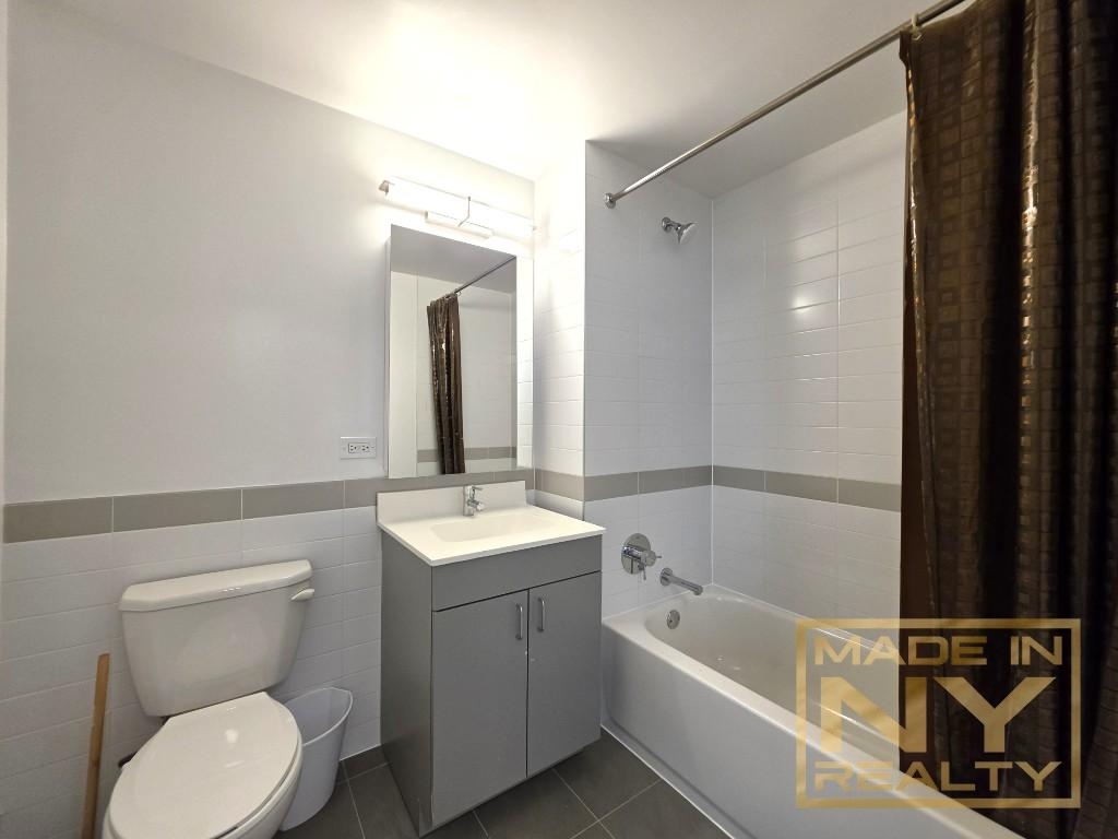 62-11 108th Street - Photo 6