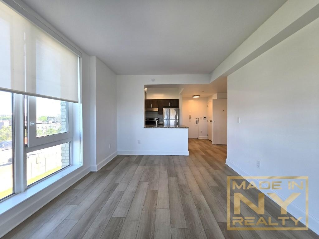 62-11 108th Street - Photo 4