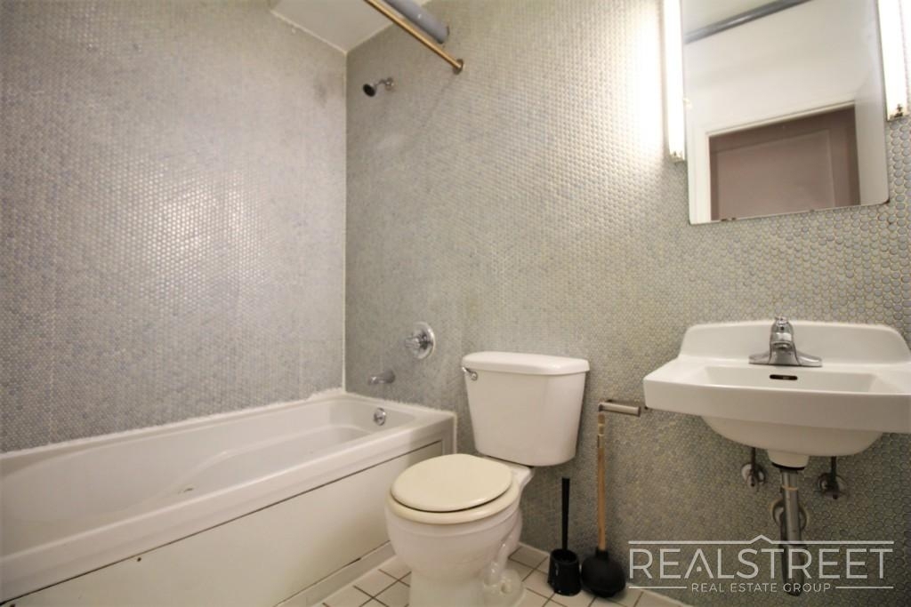 337 Kent Avenue - Photo 8