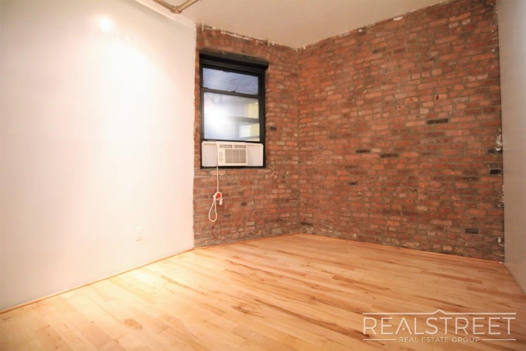 337 Kent Avenue - Photo 5