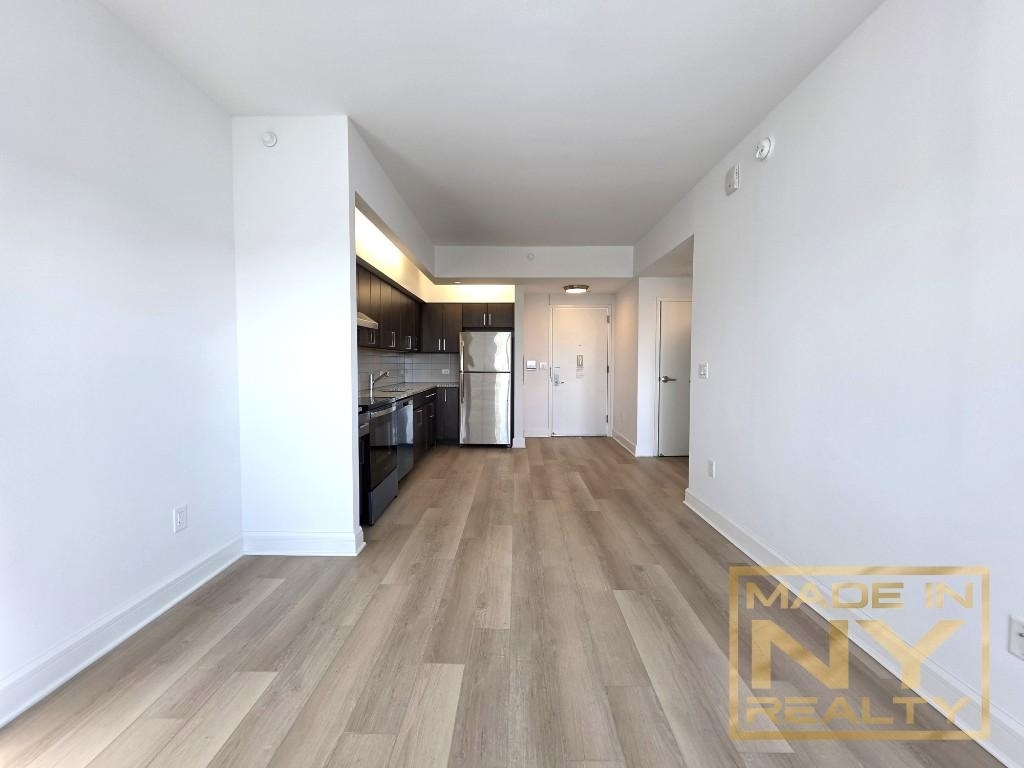 62-11 108th Street - Photo 3