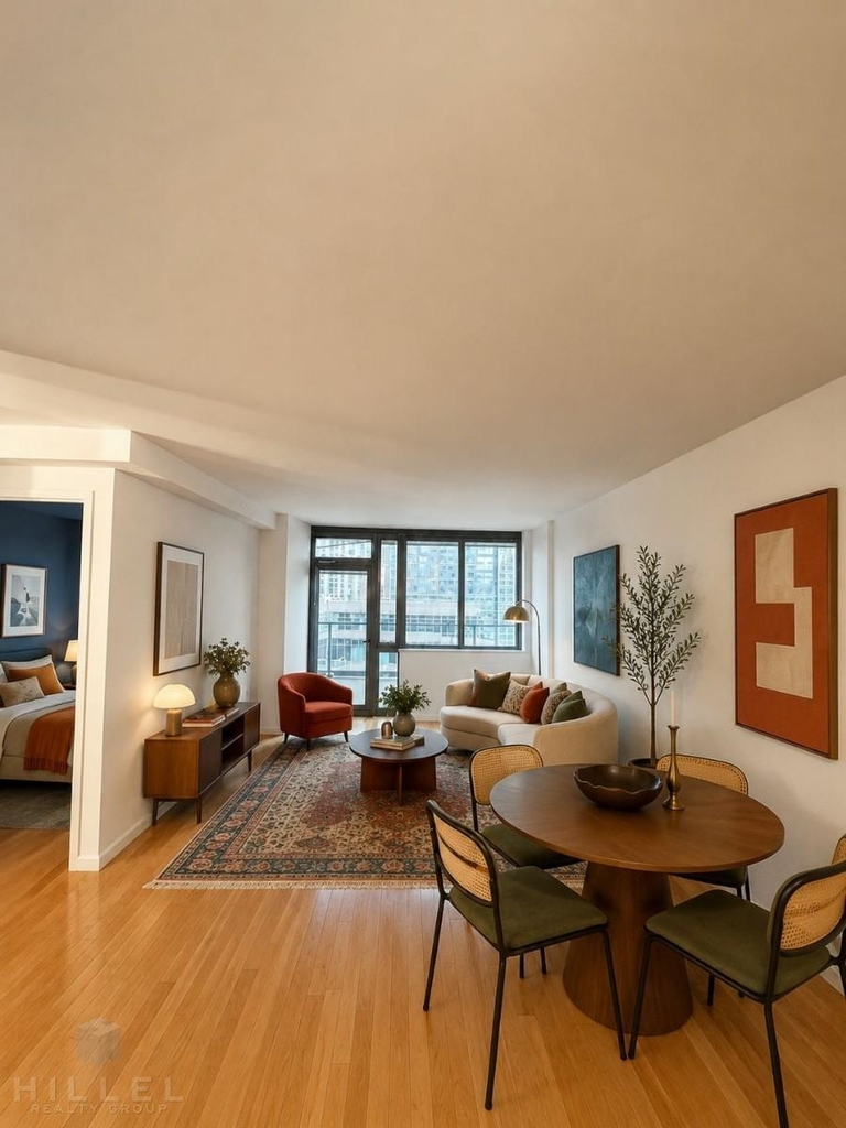 4610 Center Blvd - Photo 4