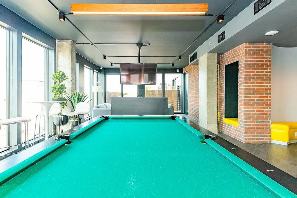 824 Lexington Avenue - Photo 12