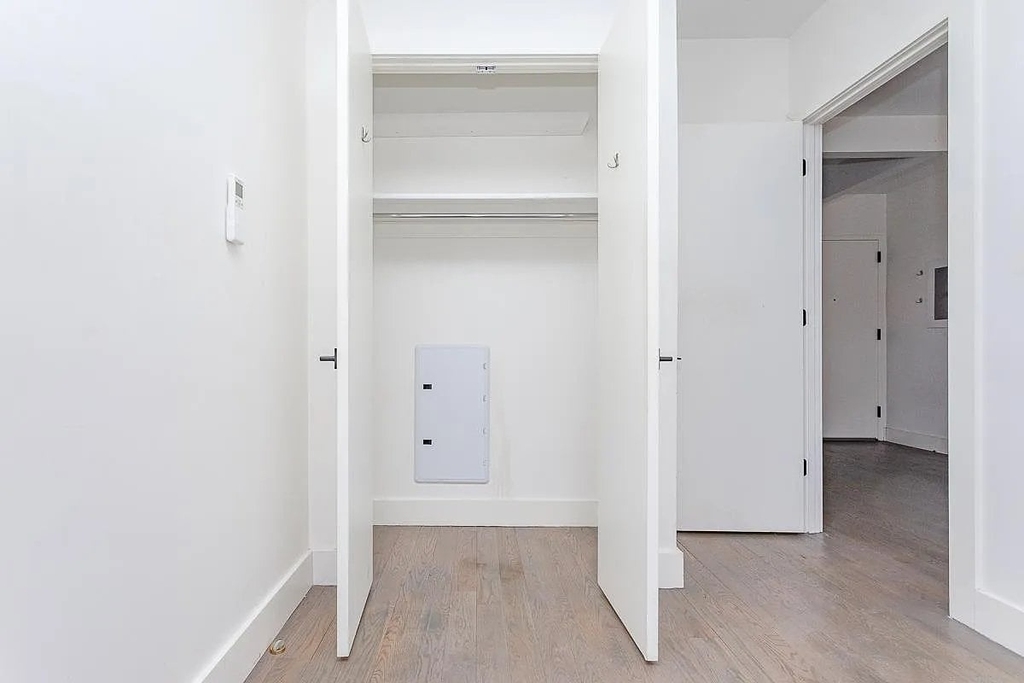 824 Lexington Avenue - Photo 4