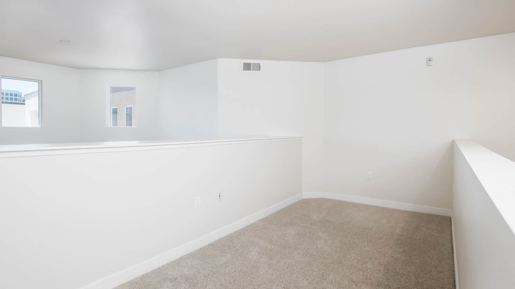 2850 Kelvin Avenue - Photo 47