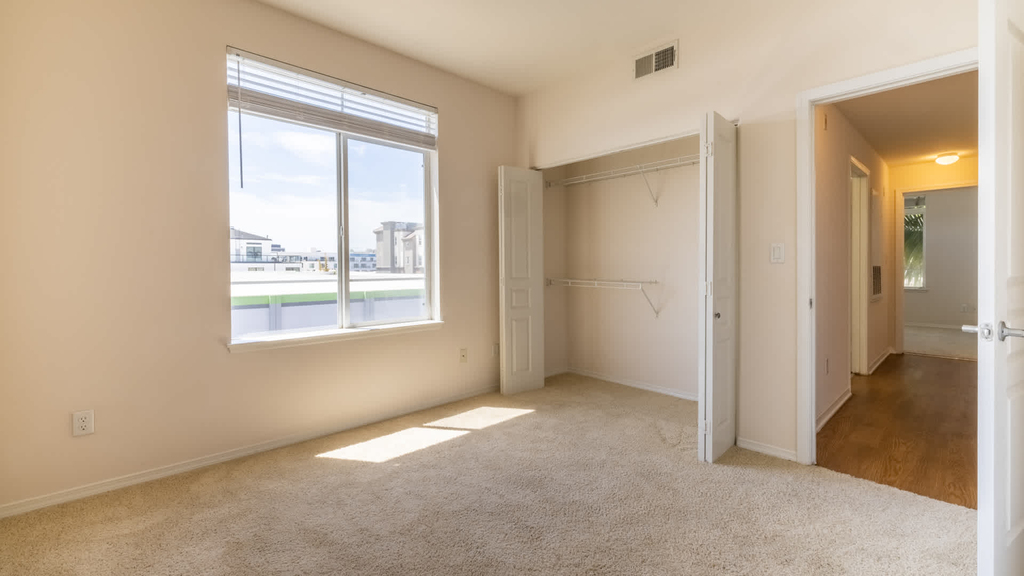 4077 Glencoe Avenue - Photo 35