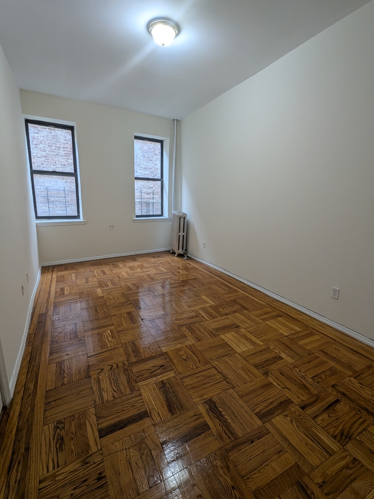 1803 Riverside Drive - Photo 11