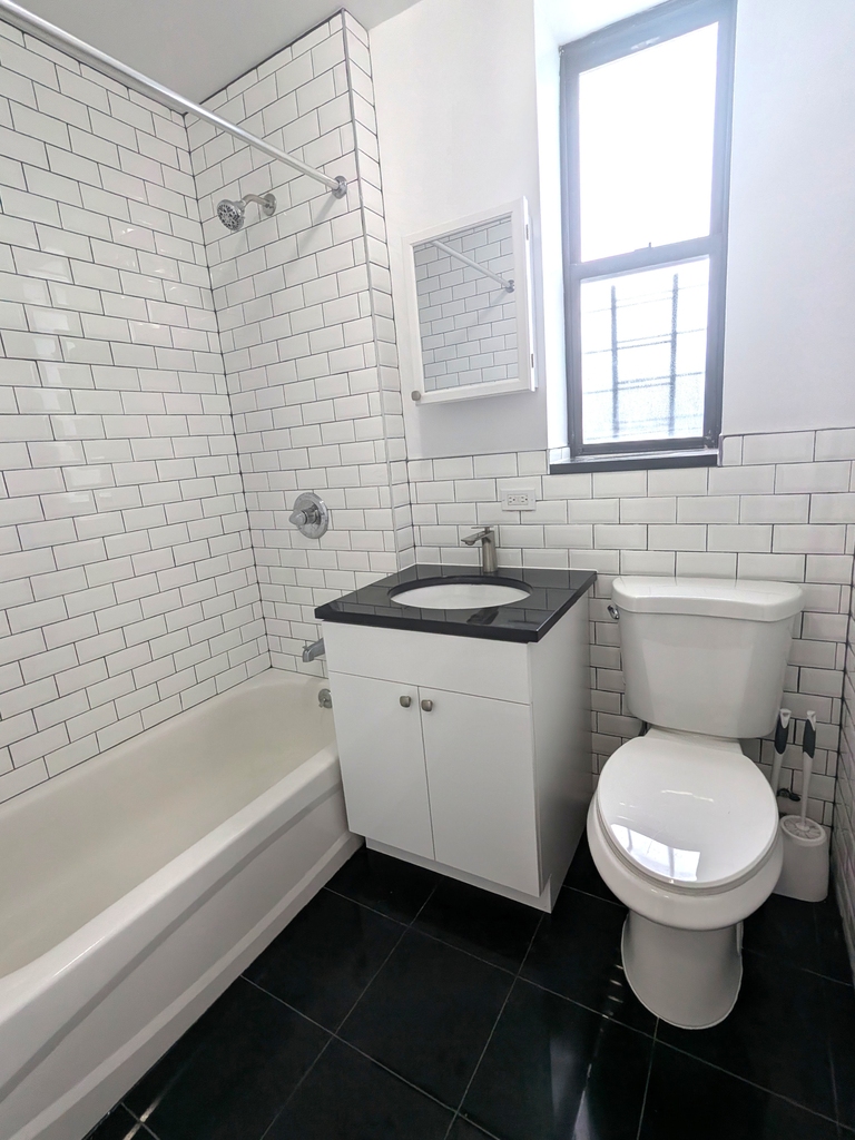 1803 Riverside Drive - Photo 12