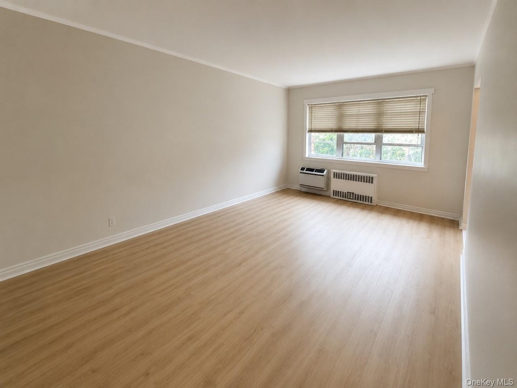 4027 74th Street - Photo 2