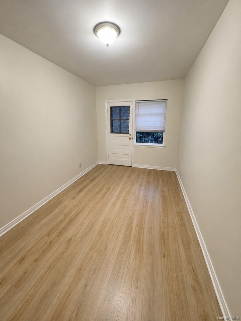 4027 74th Street - Photo 9