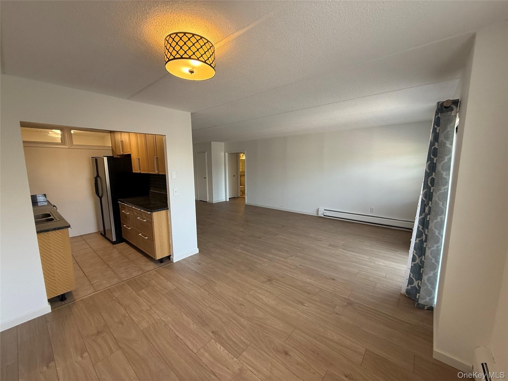 35 Park Avenue - Photo 0