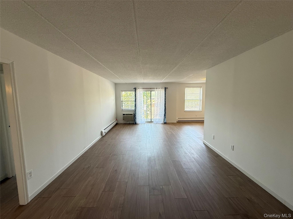 35 Park Avenue - Photo 3
