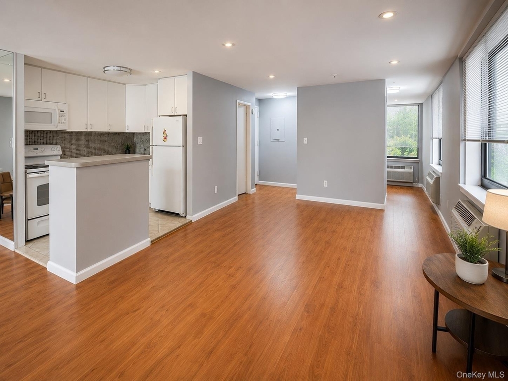 10 Canterbury Road - Photo 5