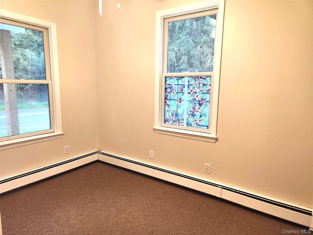 807 Meadow Road - Photo 9