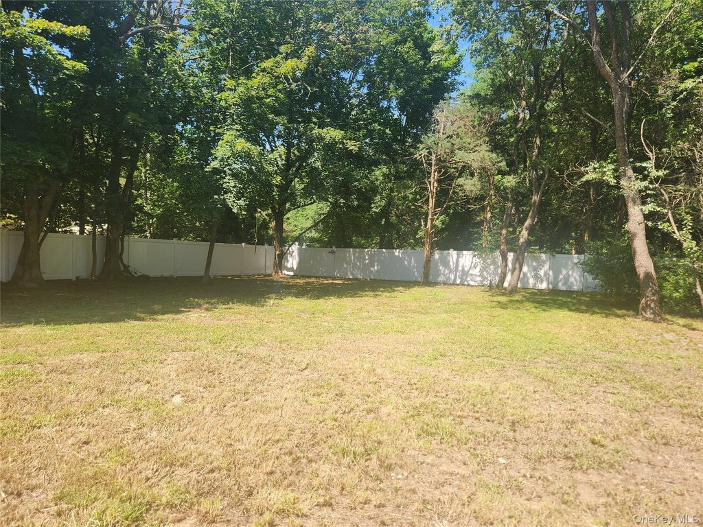 807 Meadow Road - Photo 12
