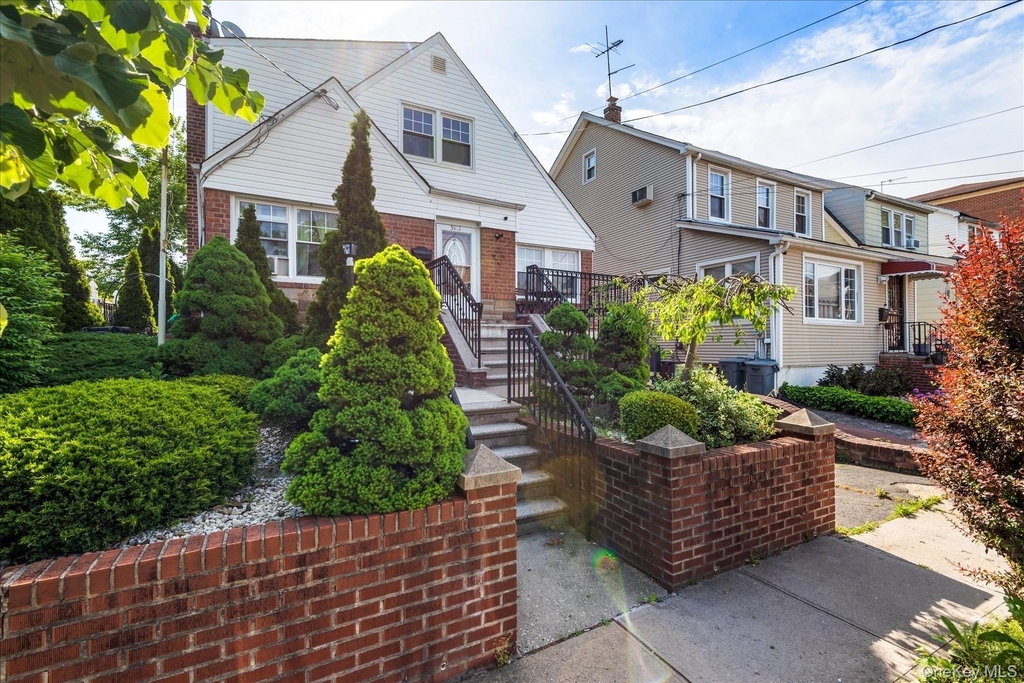 59-11 157th Street - Photo 2
