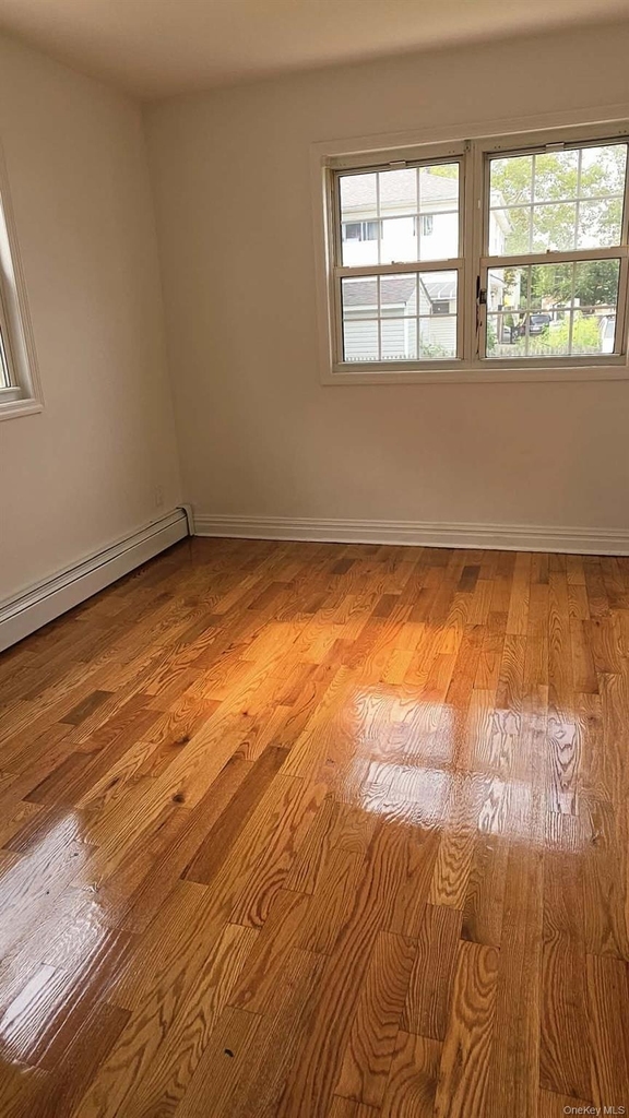 155-41 115th Avenue - Photo 2