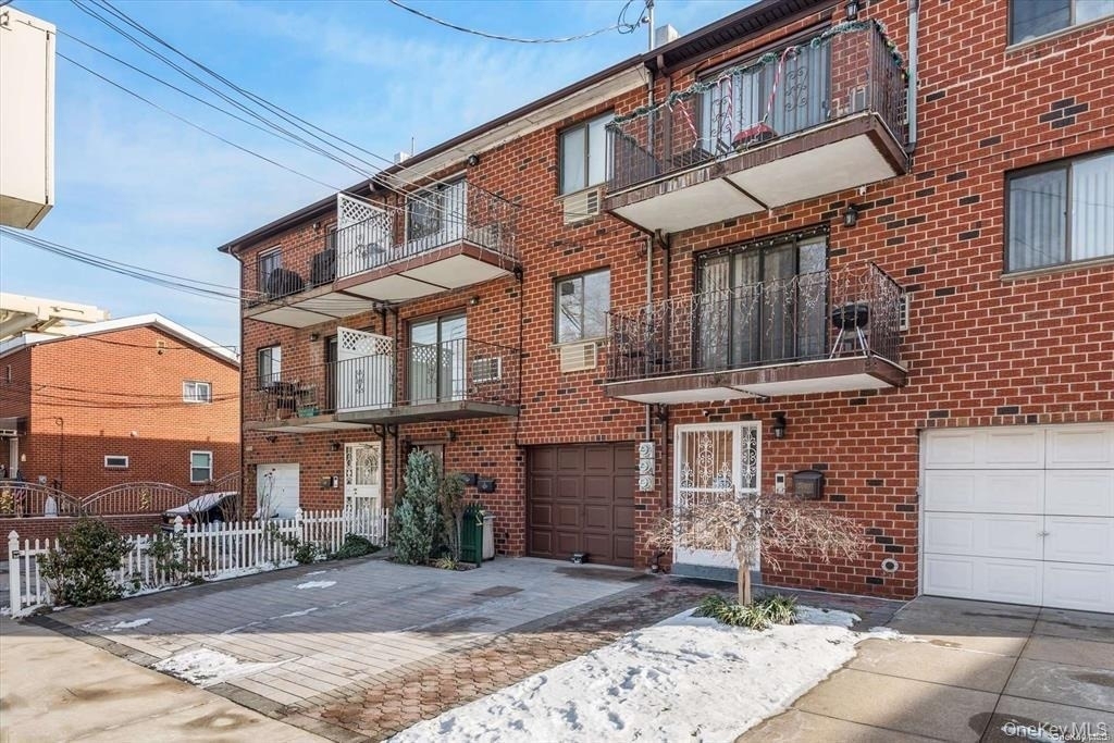 70-12 Caldwell Avenue - Photo 15