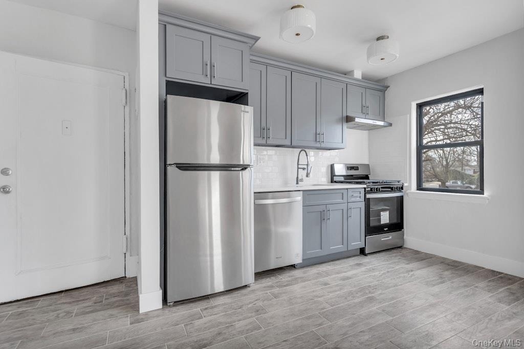 6 Brown Avenue - Photo 1