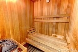 170 W Broadway - Photo 24
