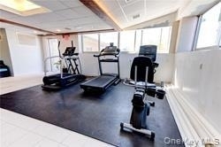170 W Broadway - Photo 21