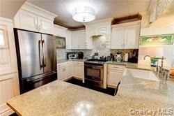 170 W Broadway - Photo 7