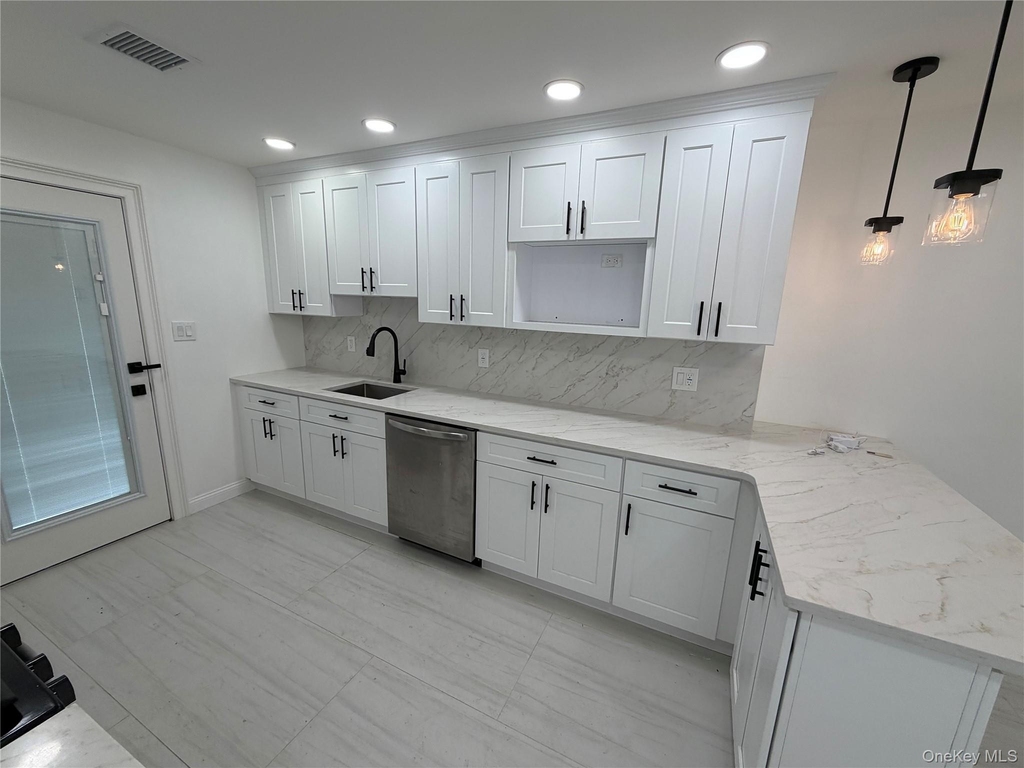 58 Amherst Lane - Photo 2