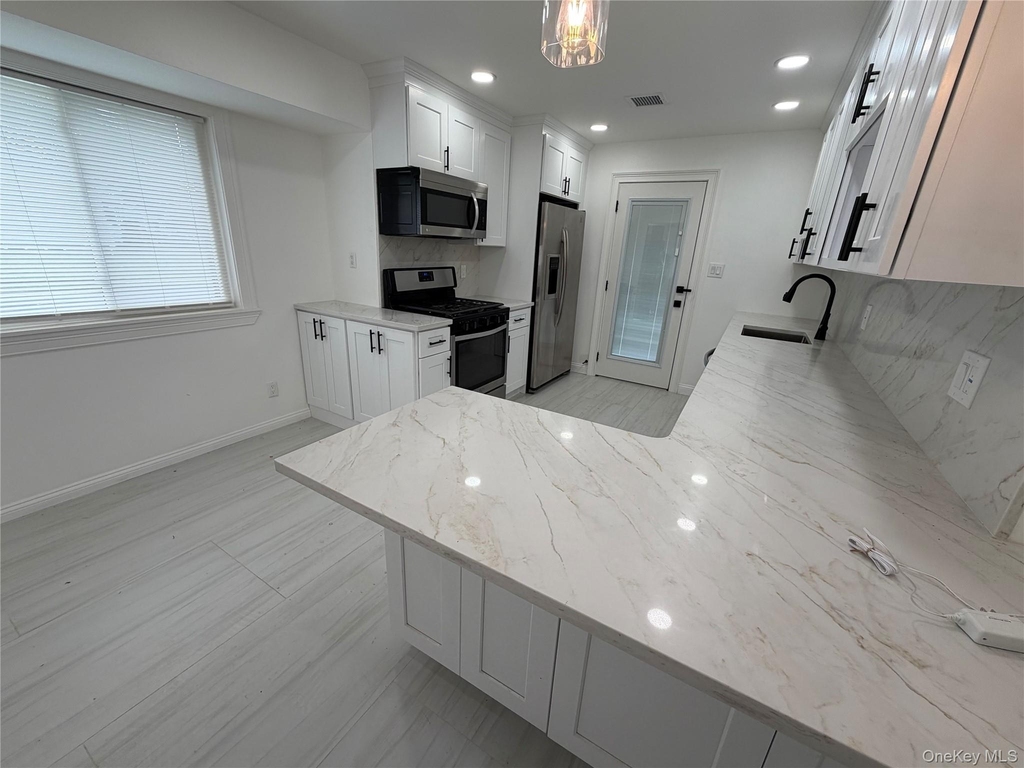 58 Amherst Lane - Photo 1