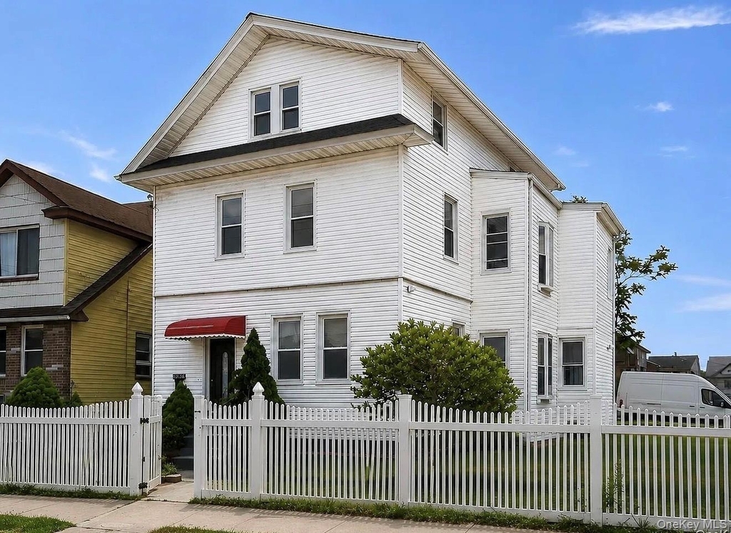 21704 135th Avenue - Photo 7