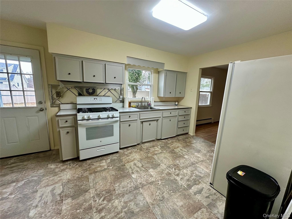 74 Clifton Place - Photo 1
