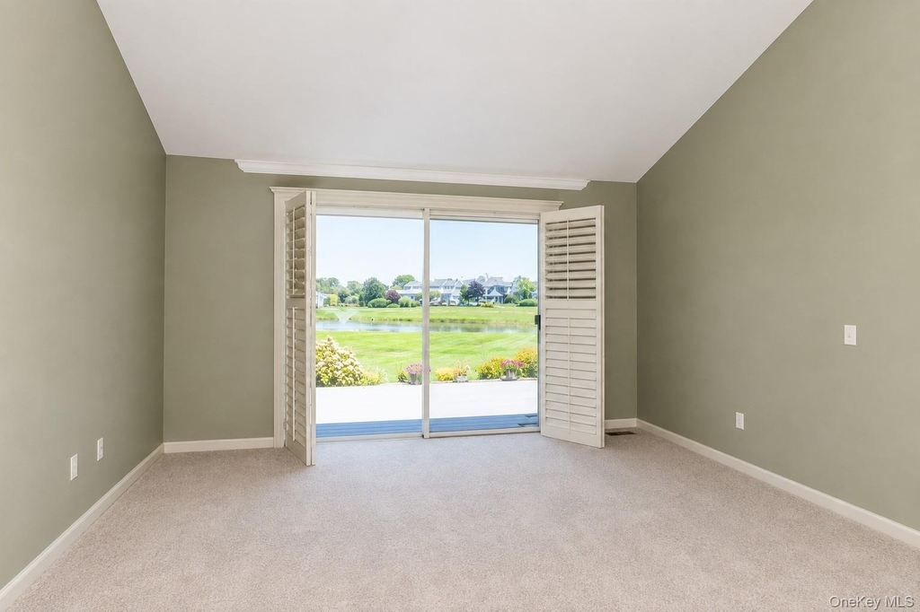 34 Harbour Drive - Photo 10