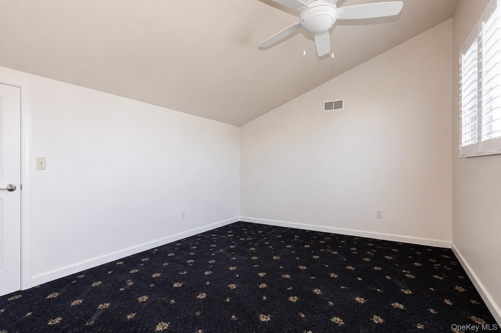34 Harbour Drive - Photo 15