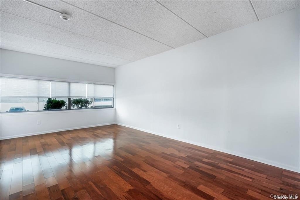 142 Main Street - Photo 4