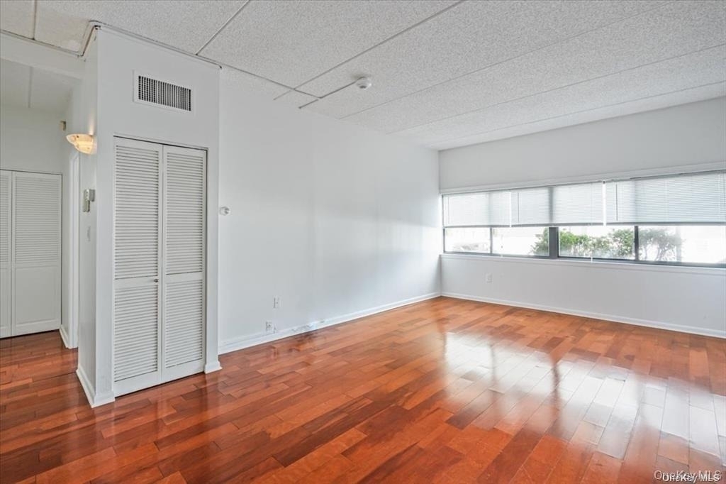 142 Main Street - Photo 3