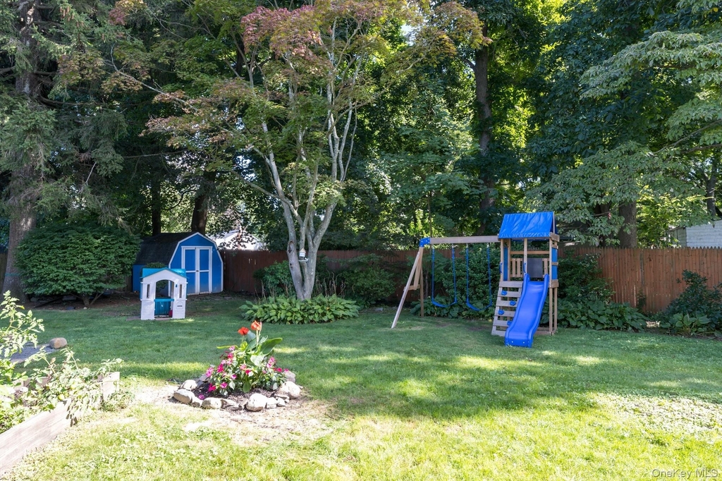 12 Ingersoll Street - Photo 26
