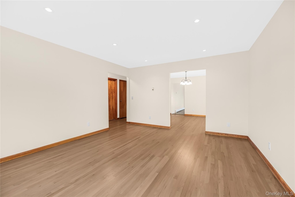 99 Clarendon Avenue - Photo 5