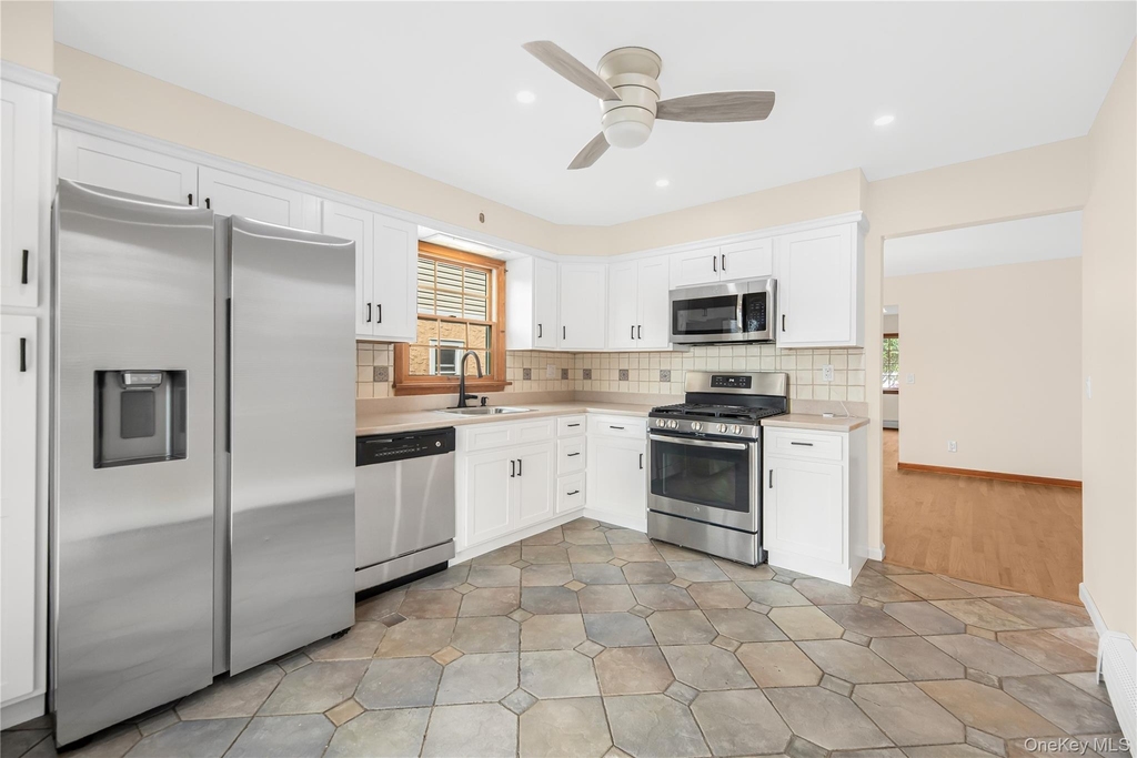 99 Clarendon Avenue - Photo 9