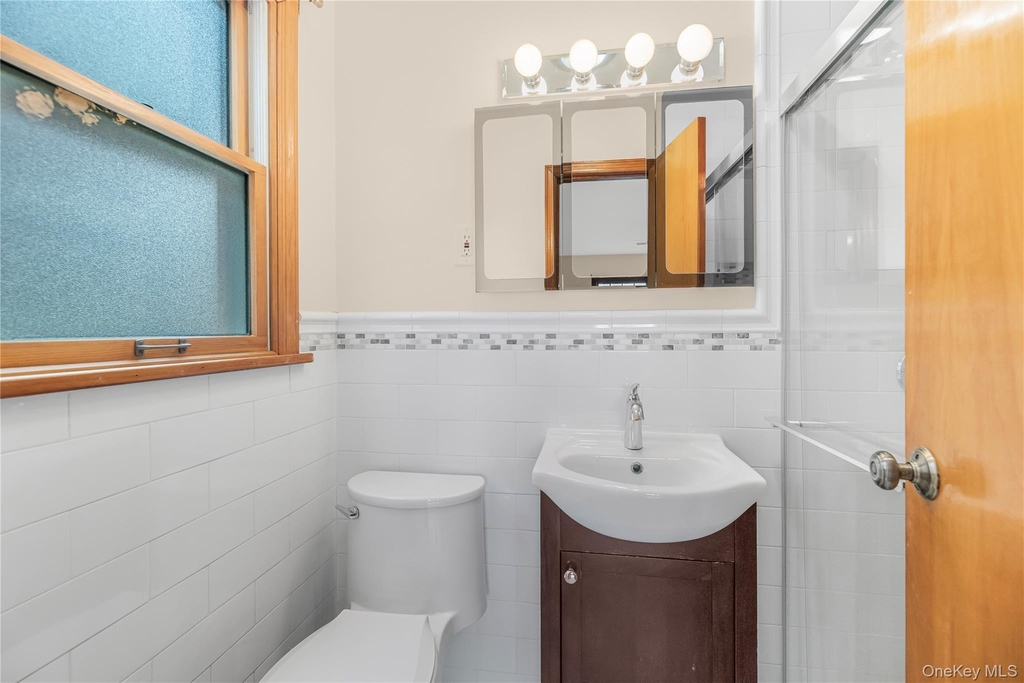 99 Clarendon Avenue - Photo 16