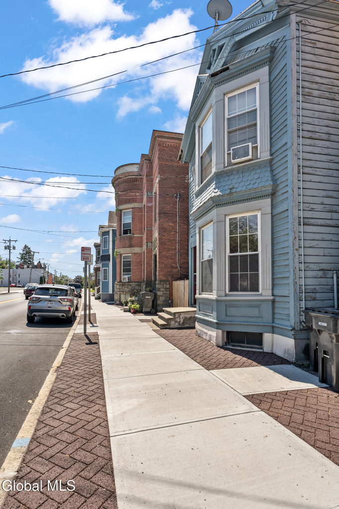 89 2nd Avenue - Photo 34