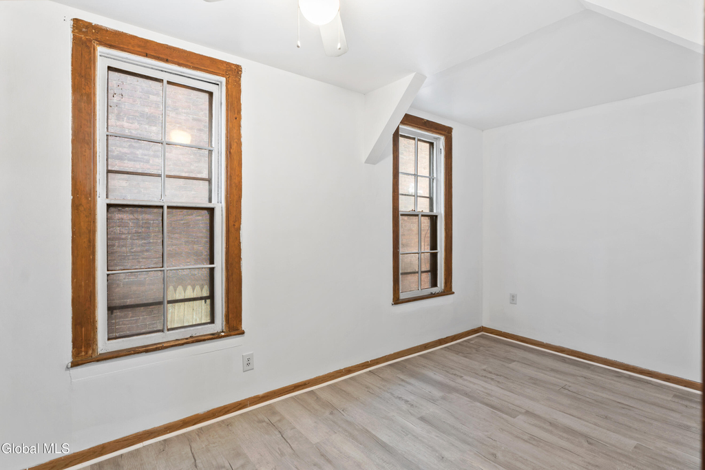 89 2nd Avenue - Photo 11