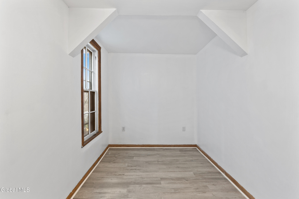 89 2nd Avenue - Photo 12