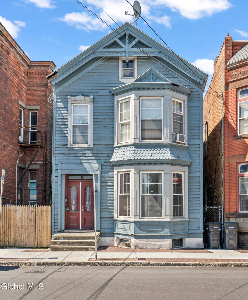 89 2nd Avenue - Photo 1