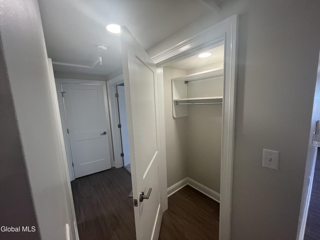 200 Broadway - Photo 8