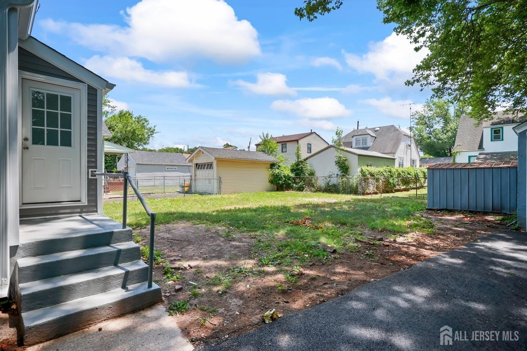 5 Monument Avenue - Photo 34