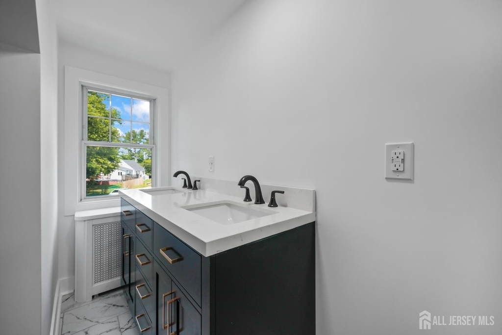 5 Monument Avenue - Photo 27