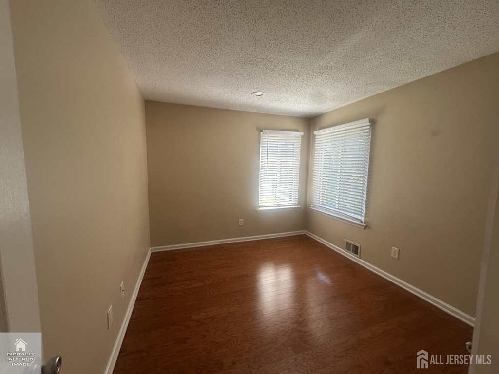 74 Carriage Place - Photo 13