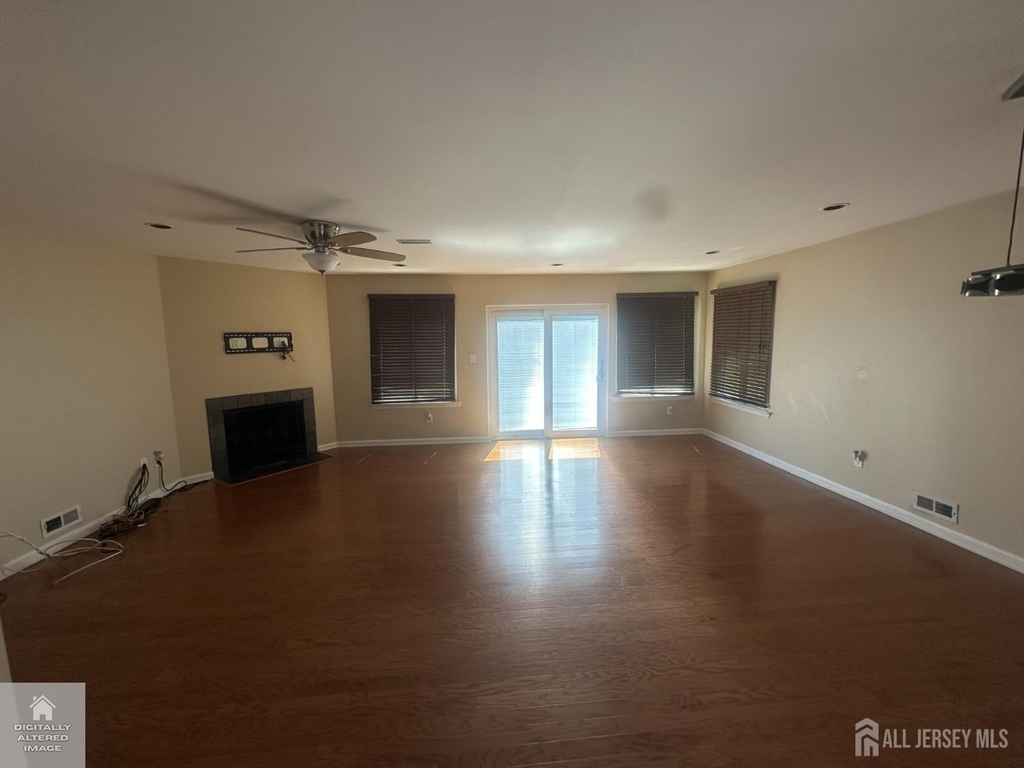 74 Carriage Place - Photo 5