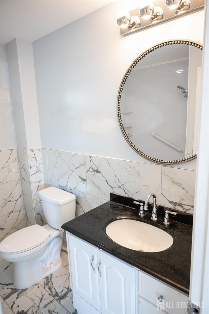 101 Perry Street - Photo 4