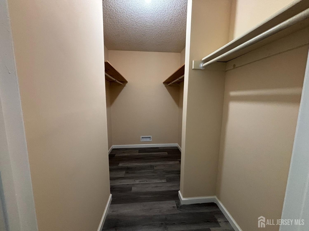 279 Kempsey Drive - Photo 14