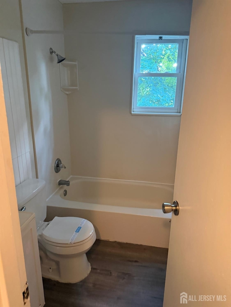 289 Main Street - Photo 8